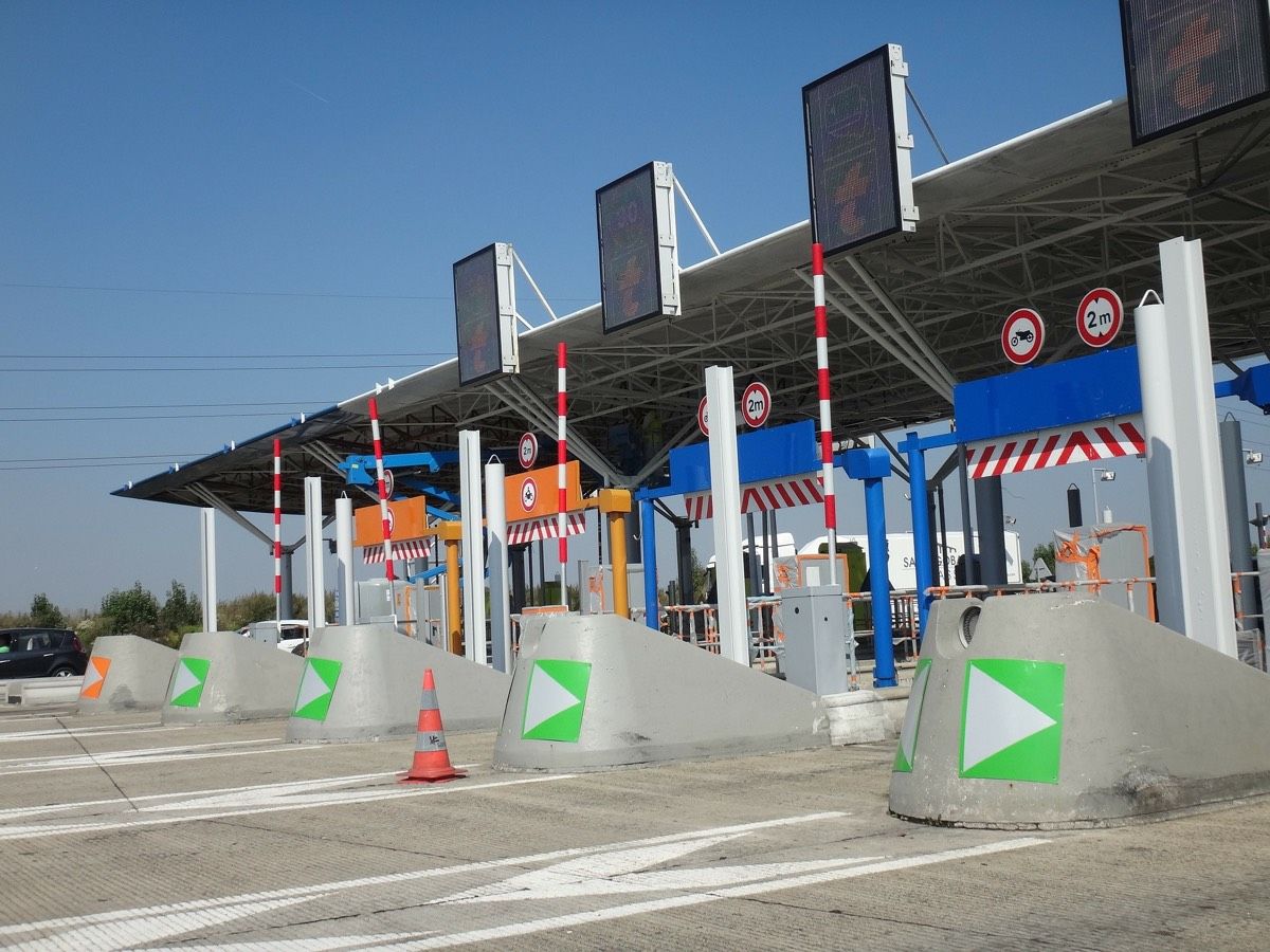 Eiffage et Vinci, la renationalisation des autoroutes constitue-elle un vrai risque?