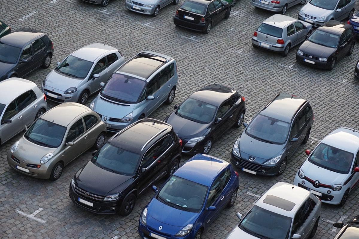 Une performance de 10% sur Renault en six mois avec un bonus cappé