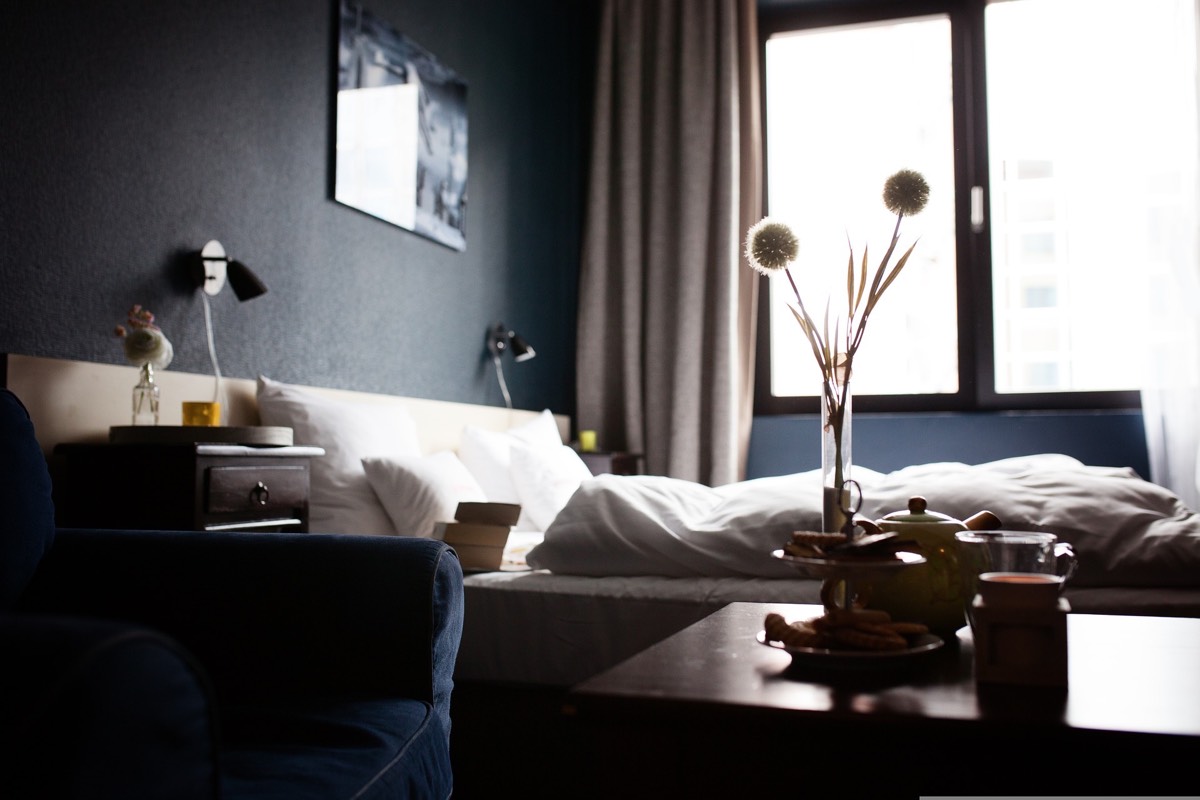 Accor : très décoté par rapport au secteur